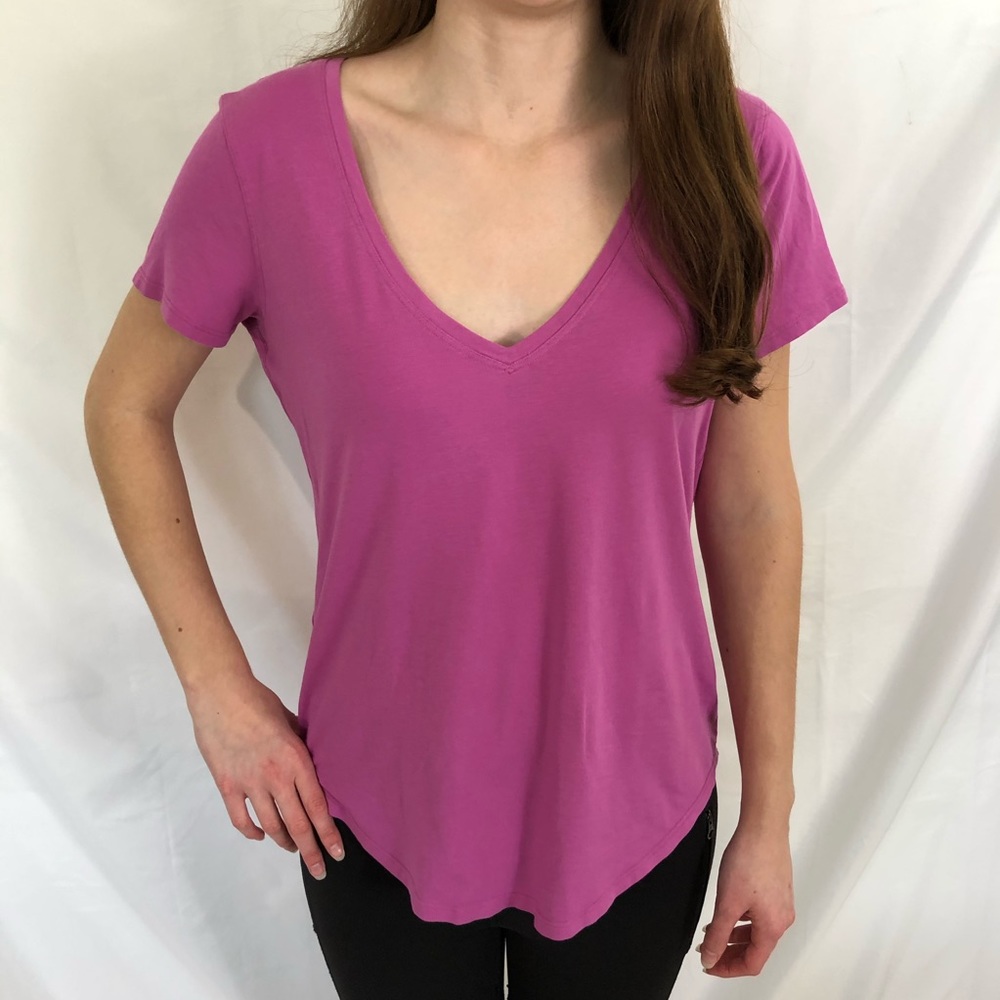 Lululemon Love Tee size 8/10 Purple/Pink Top - Picture 1 of 5